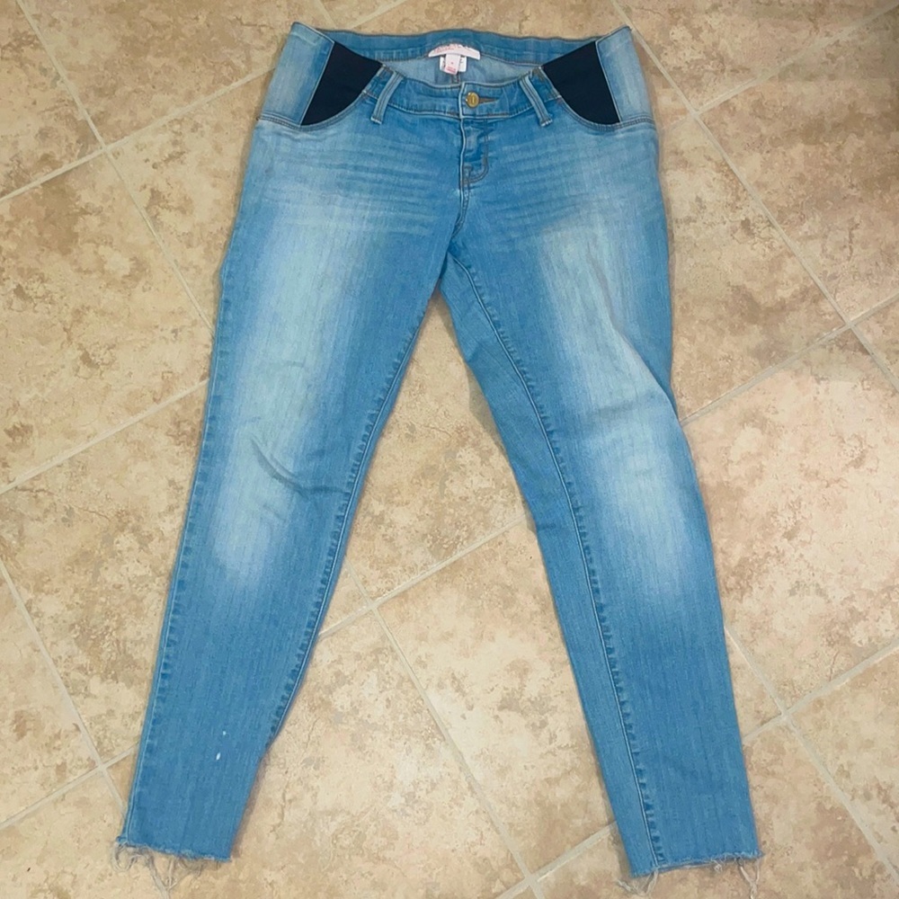 Isabel Ankle Cropped Distressed Size 8 Cozy Jeggings